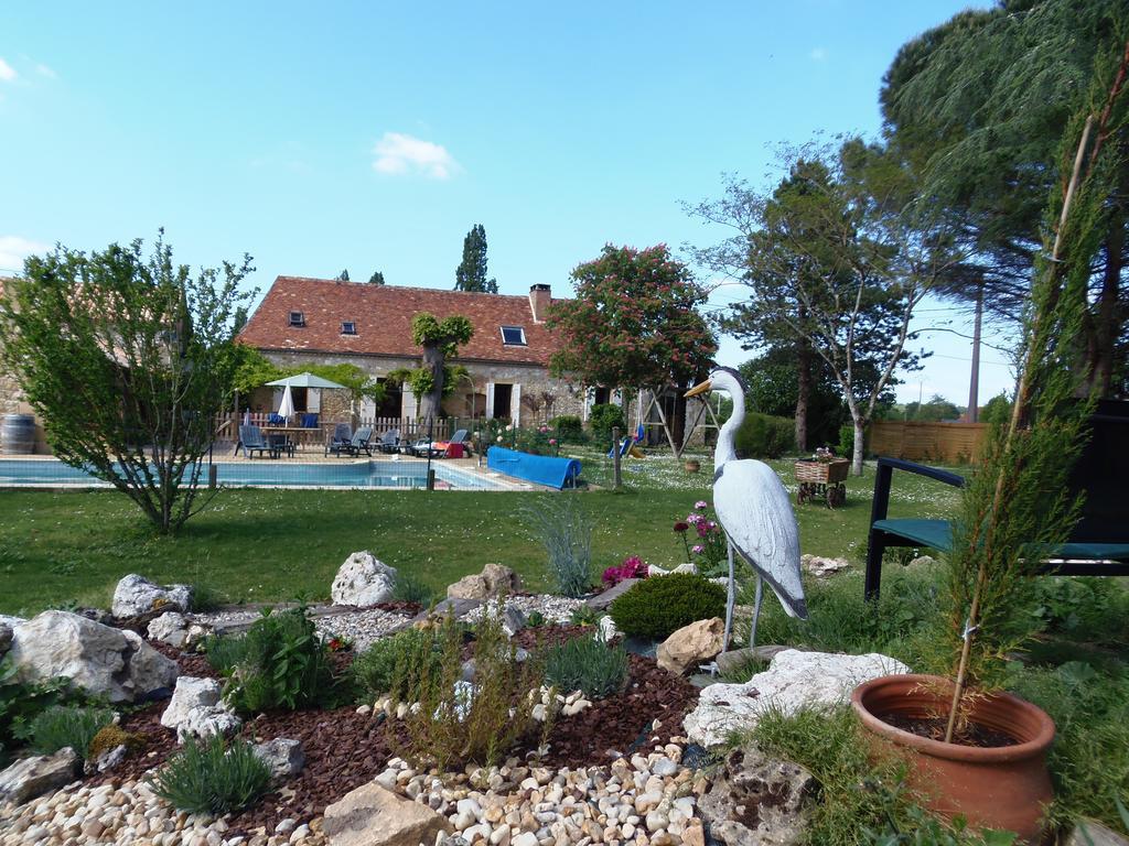 Maison Des Arbres Otel Cours-de-Pile Dış mekan fotoğraf